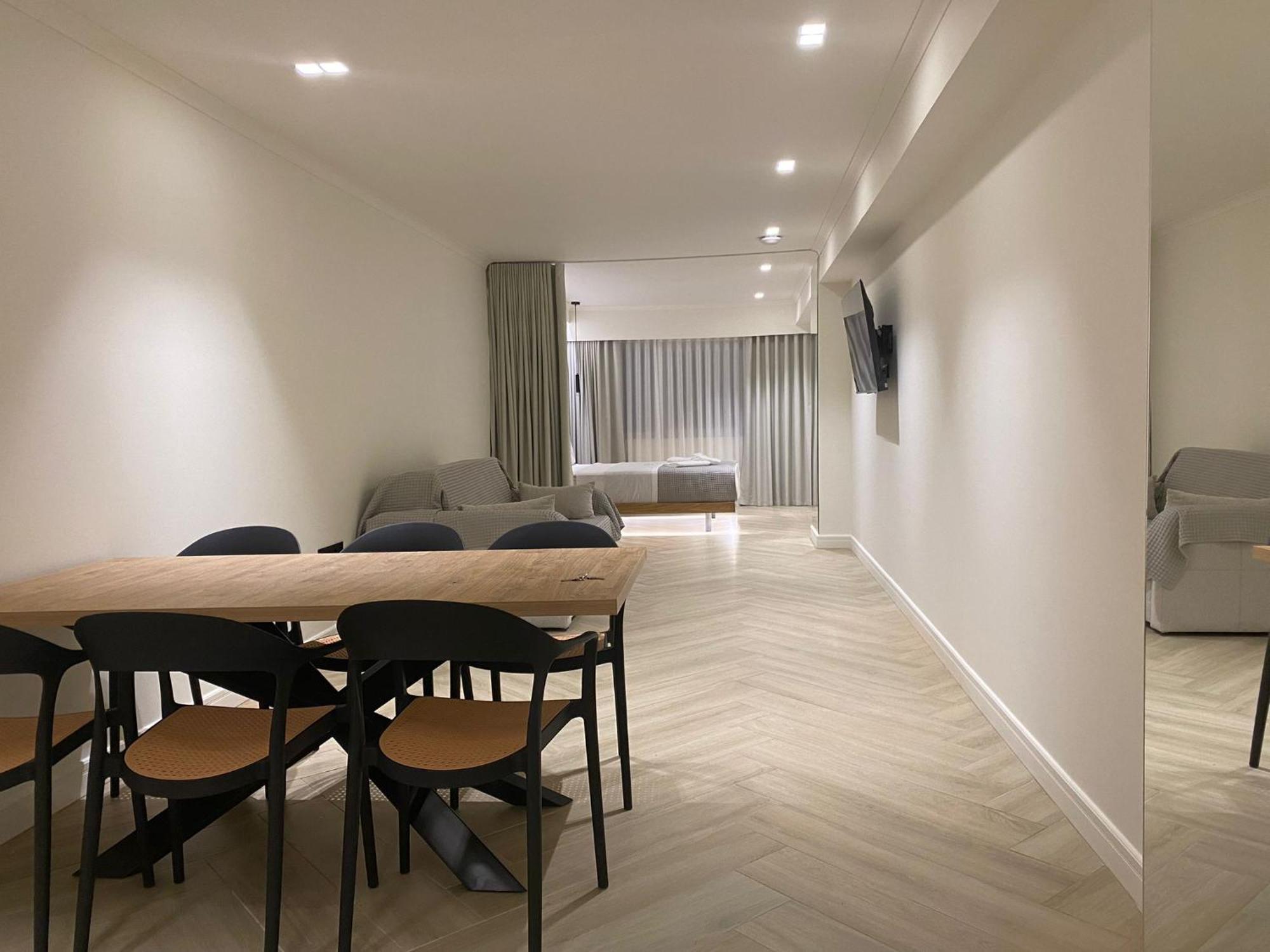 Aparthotel Triple A - Near Ermou Shopping Street - Family Hospitality - Free Parking! Ateny Zewnętrze zdjęcie